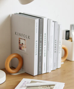 Donut Shape Wooden Book Stand